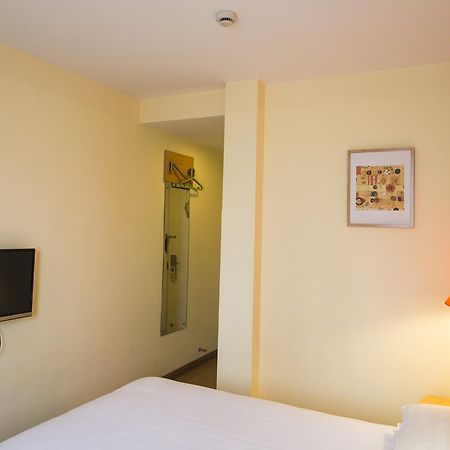 Home Inn Hunchun International Passenger Terminal Bagian luar foto